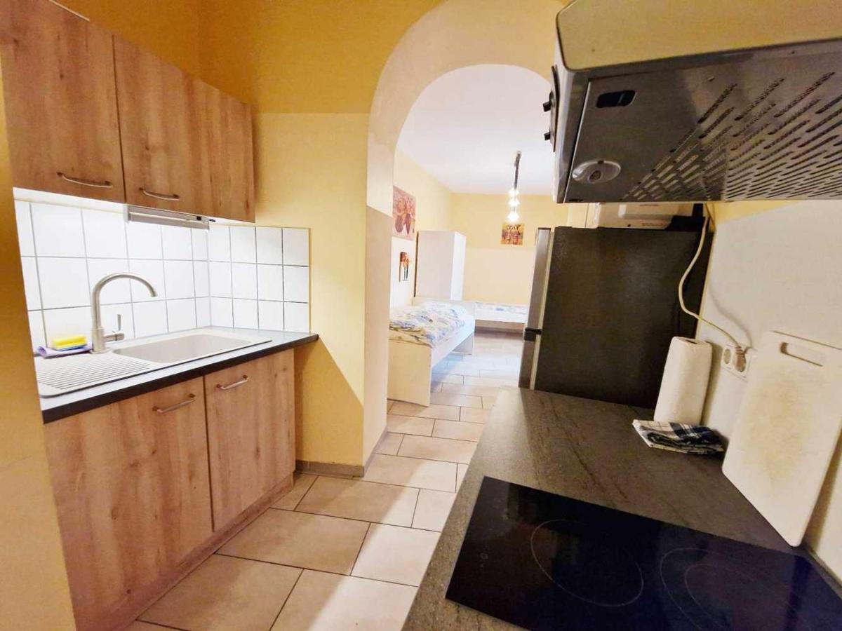 Cozy Apartments In Muelheim Kolonia Zewnętrze zdjęcie