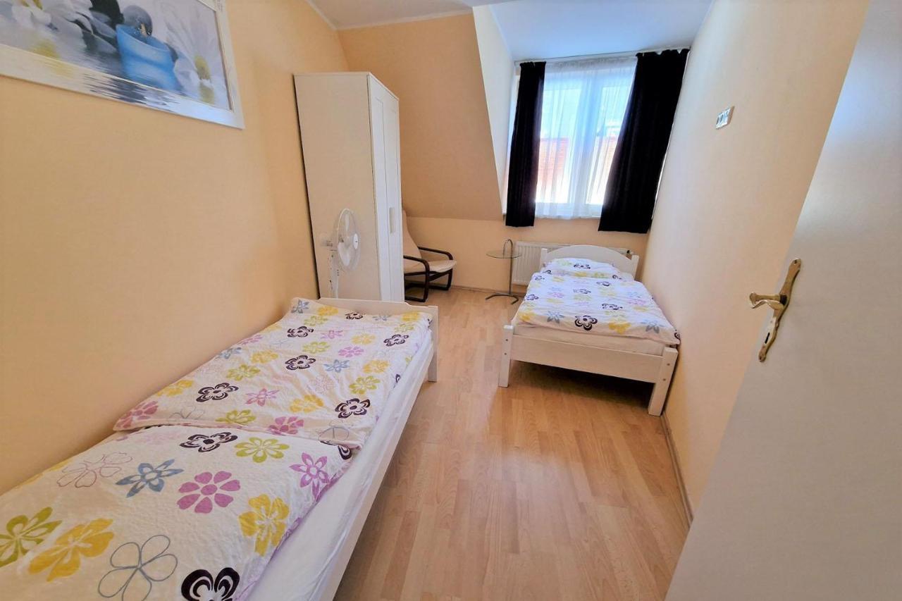 Cozy Apartments In Muelheim Kolonia Zewnętrze zdjęcie