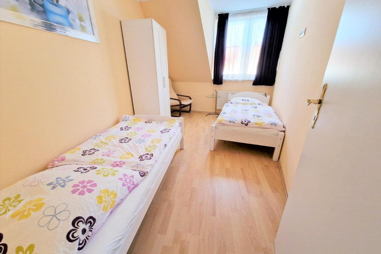Cozy Apartments In Muelheim Kolonia Zewnętrze zdjęcie